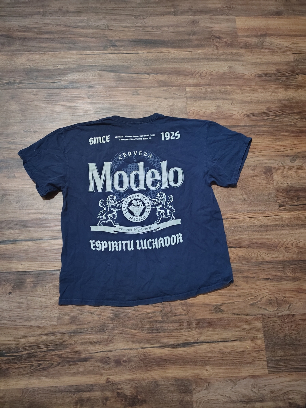 Modelo Navy Blue Graphic Short Sleeve Tee